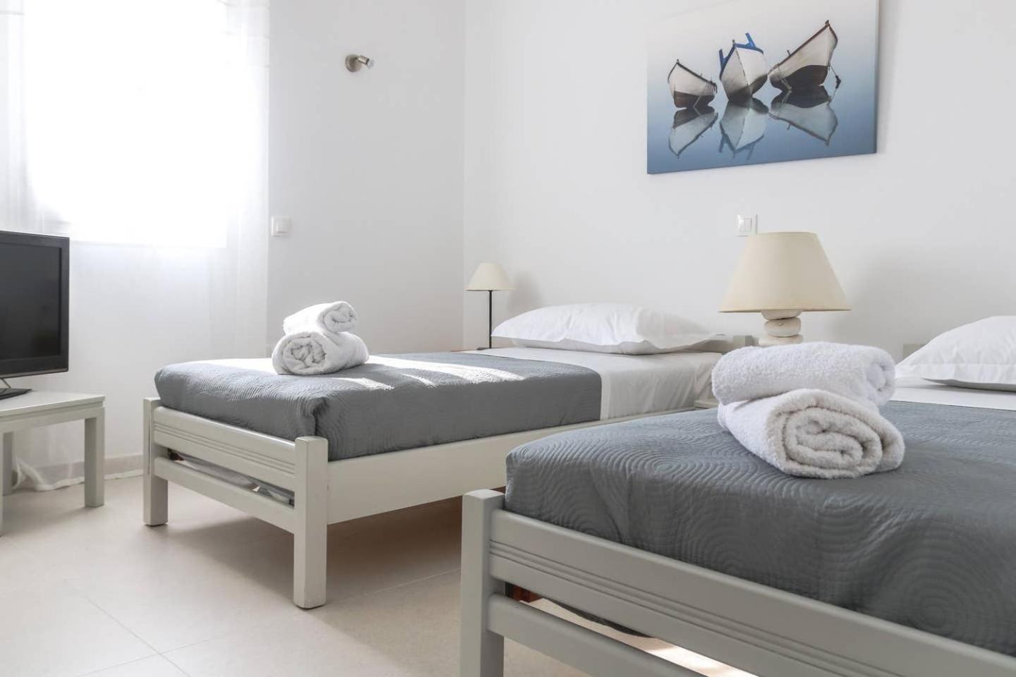 Luxury White Oasis W Private Pool In Mikonos Villa Kalafatis